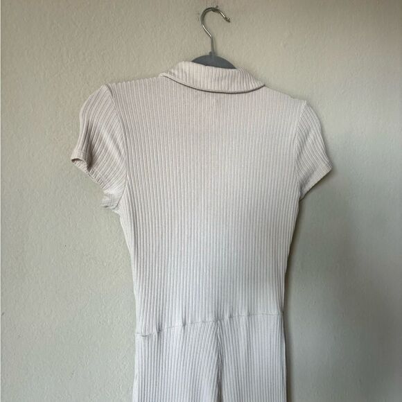 Reformation Leilani Cream Jumpsuit Short Sleeves Size XS - Picture 10 of 11